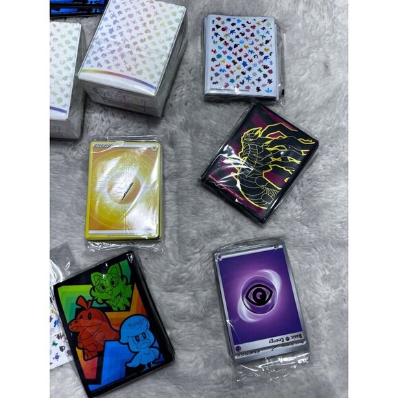 Pokémon Trading Card game and misc Pokemon supplies - Picture 4 of 8